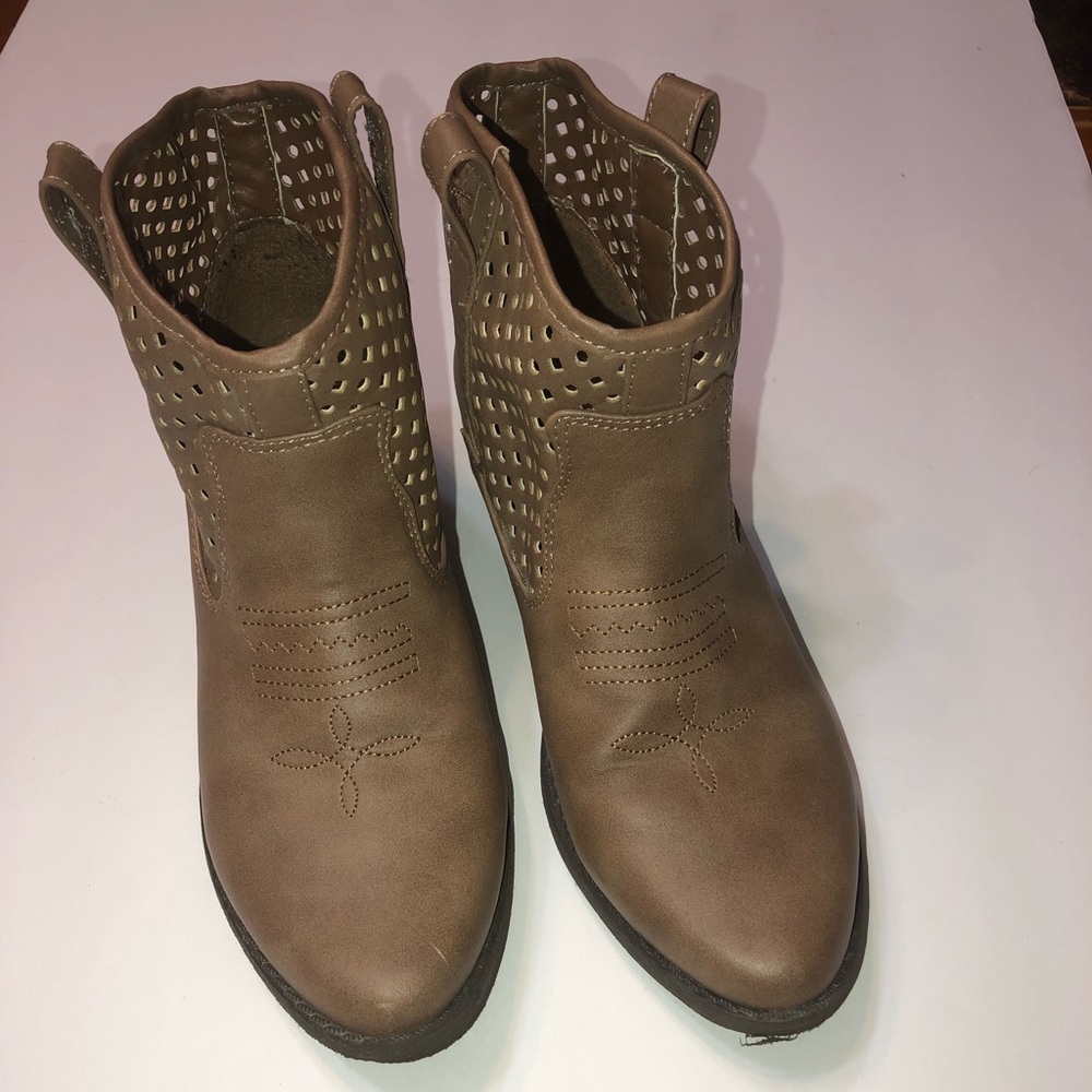 Justice | Size 6 | super Cute | Boots